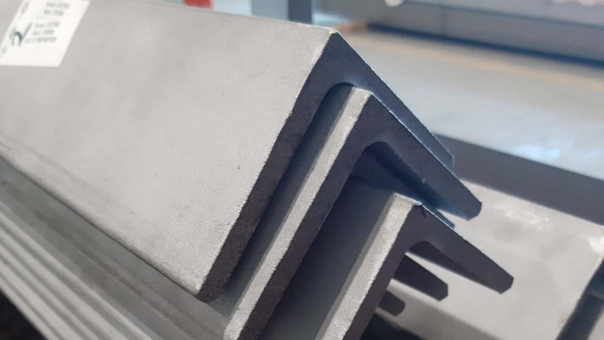 Duplex angle EDX 1.4362 YD36 Duplex angle EDX 1.4362 YD36